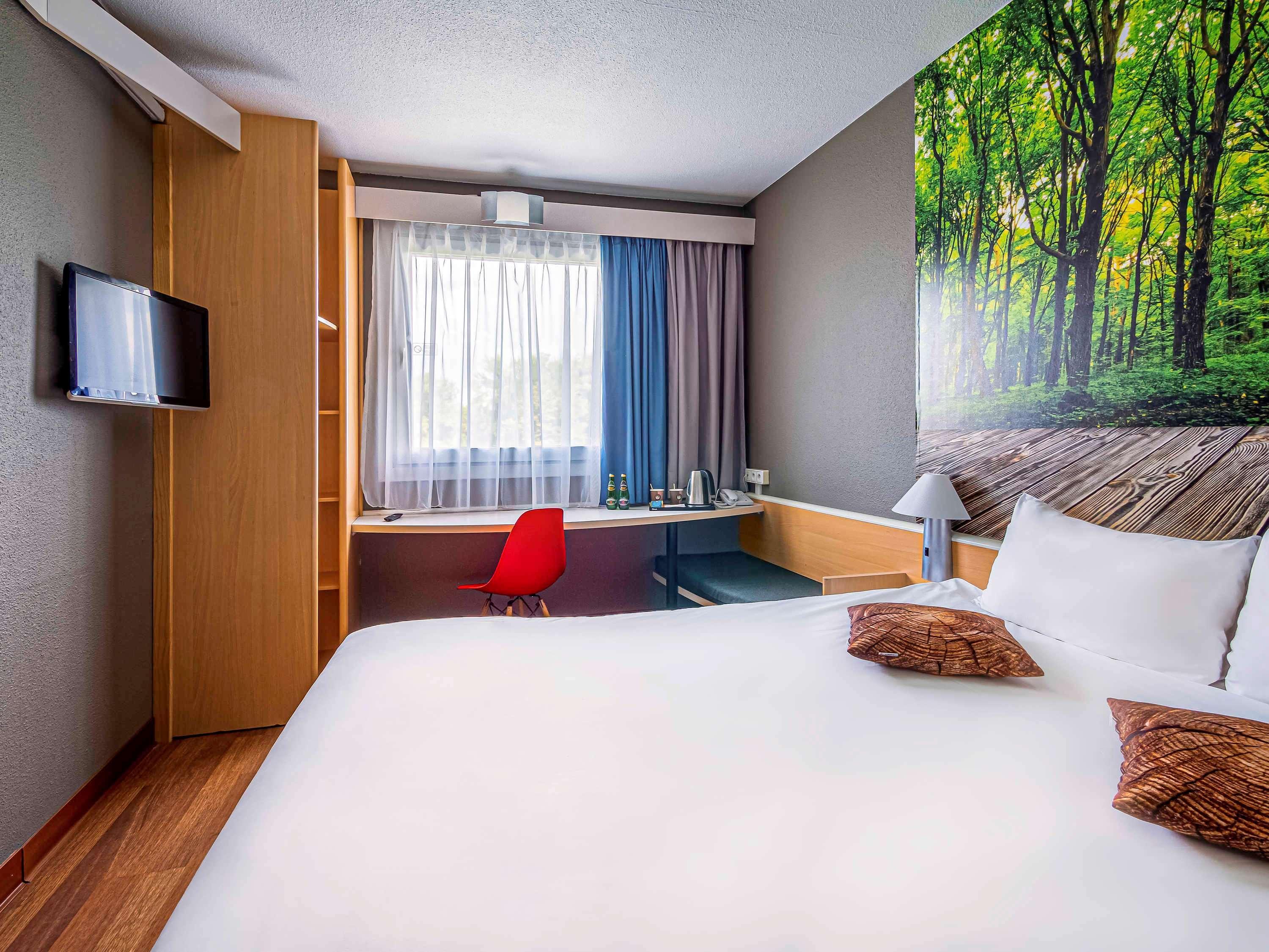 Ibis Katowice - Zabrze Hotel Bagian luar foto